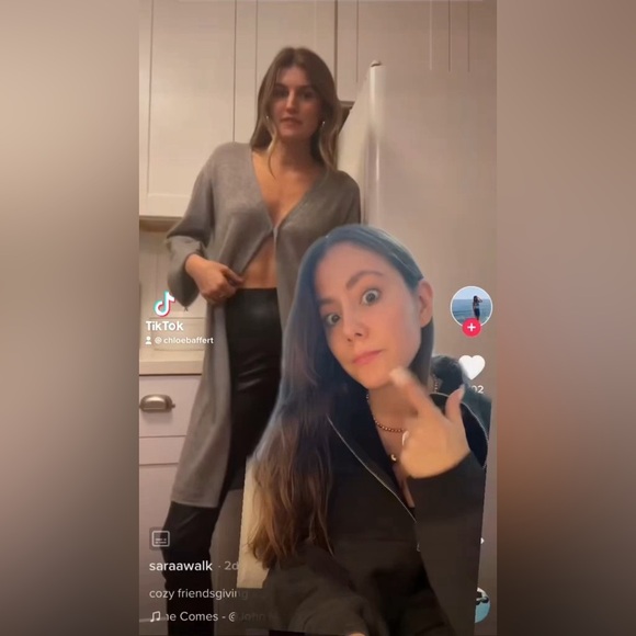 Helsa Einer Cashmere Cardigan - Picture 2 of 4